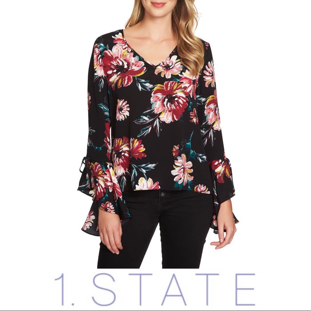 1. State Ruffle Sleeved Floral Patterned Blouse